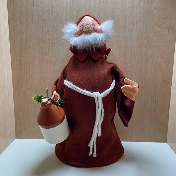 Large Vintage AnnaLee Folk Art Monk or Frier Doll with Jug & Cardinal - Picture 3 of 13